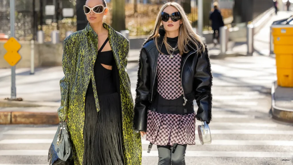 Gorące trendy w modzie – jesień/zima 2023. Odkryj nową elegancję